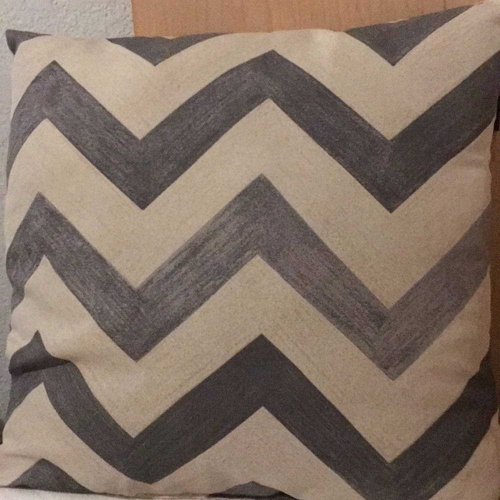 throw pillow